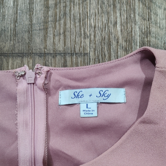 She + Sky Pink Ruffle Sleeve Romper Size L - Picture 6 of 8